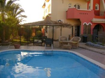 Ferienapartment in Hurghada, �gypten, mit privatem Swimming Pool und Garten